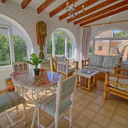 Holiday Villa Dubois Κάλπε
